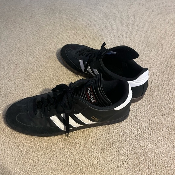 Adidas samba black. Light wear. Will add more photos of tread. Size 11. - Picture 4 of 7